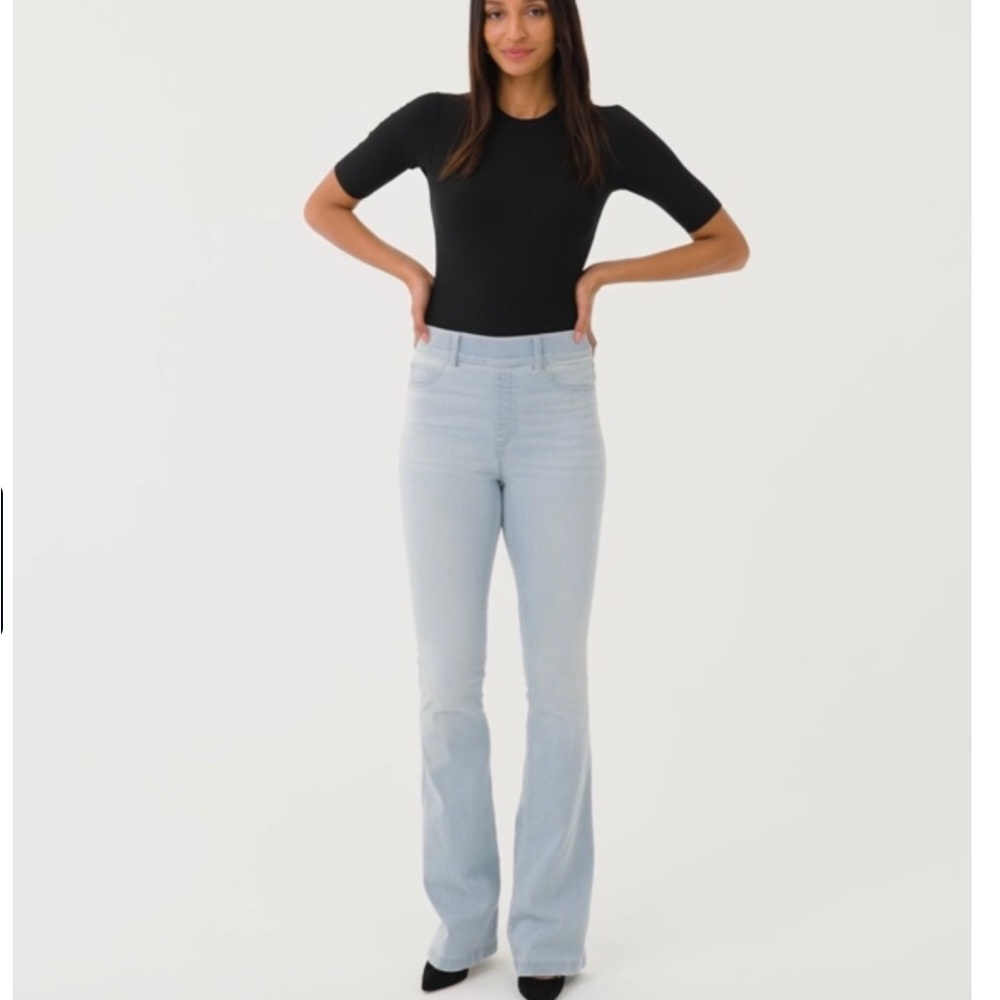 HP-PANK FLARE RETRO-INSPIRED JEAN WASH/STRETCH HIGH RISE TUMMY SHAPING DENIM/SZM
